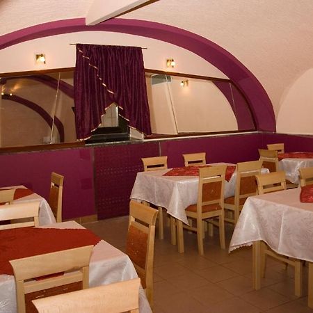 אוסילק Apartments Klanac מראה חיצוני תמונה